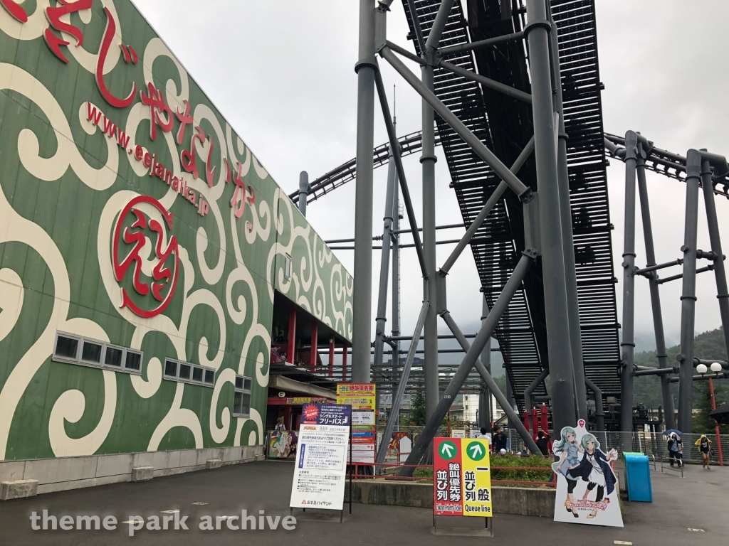 Eejanaika at Fuji Q Highland