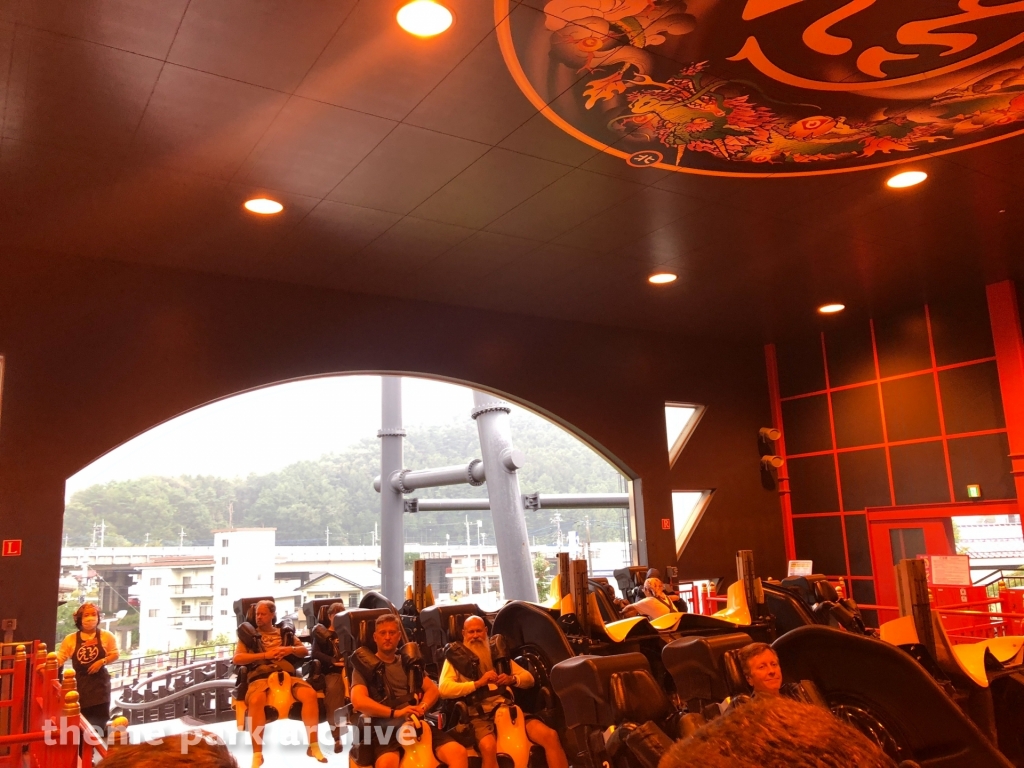 Eejanaika at Fuji Q Highland