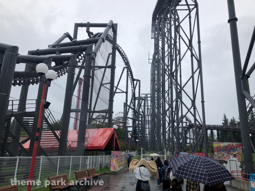 Eejanaika at Fuji Q Highland
