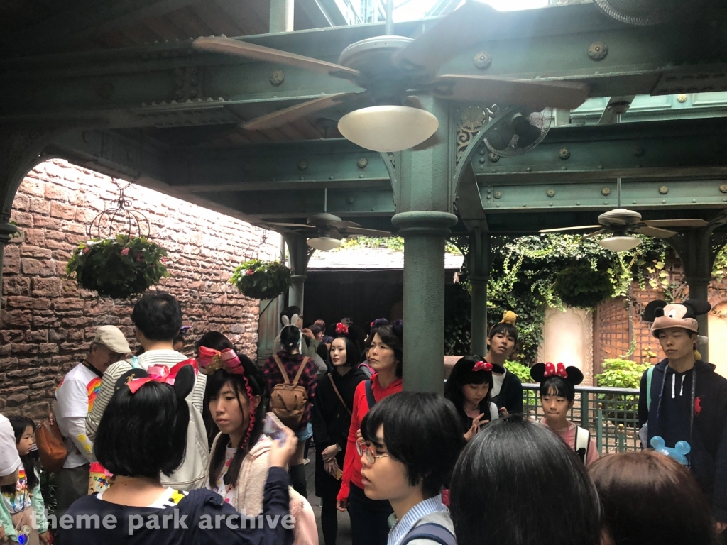 Pooh's Hunny Hut at Tokyo Disneyland