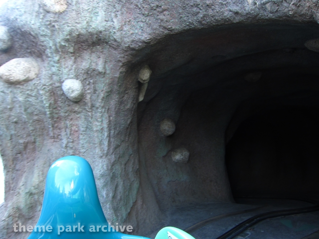 Alice in Wonderland at Disney California Adventure