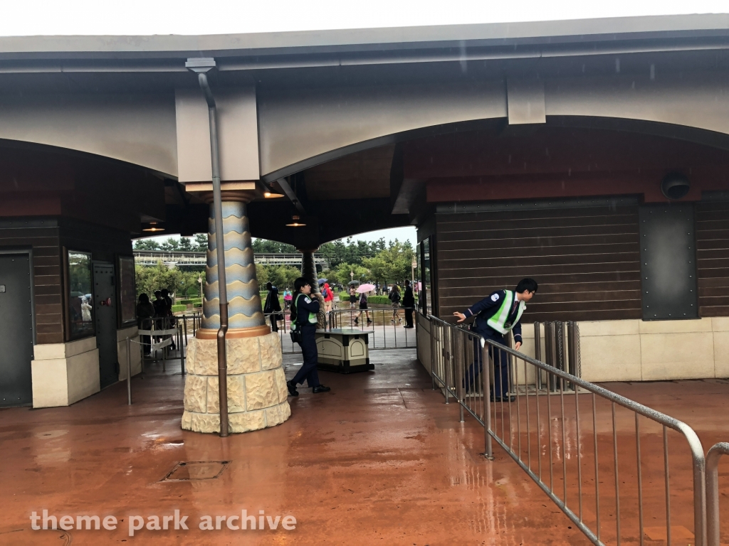 Entrance at Tokyo DisneySea