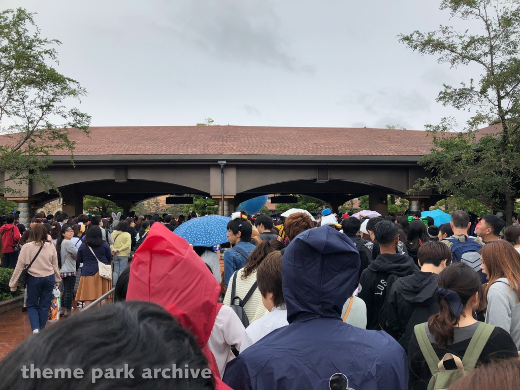 Entrance at Tokyo DisneySea