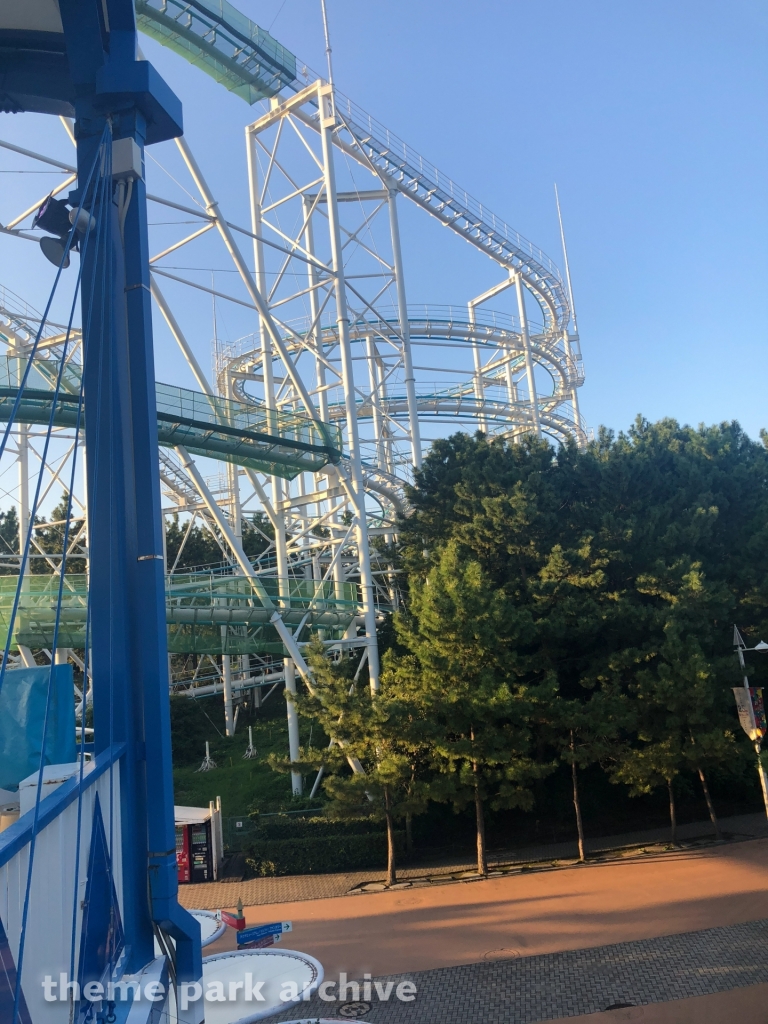 Surf Coaster LEVIATHAN at Yokohama Hakkeijima Sea Paradise
