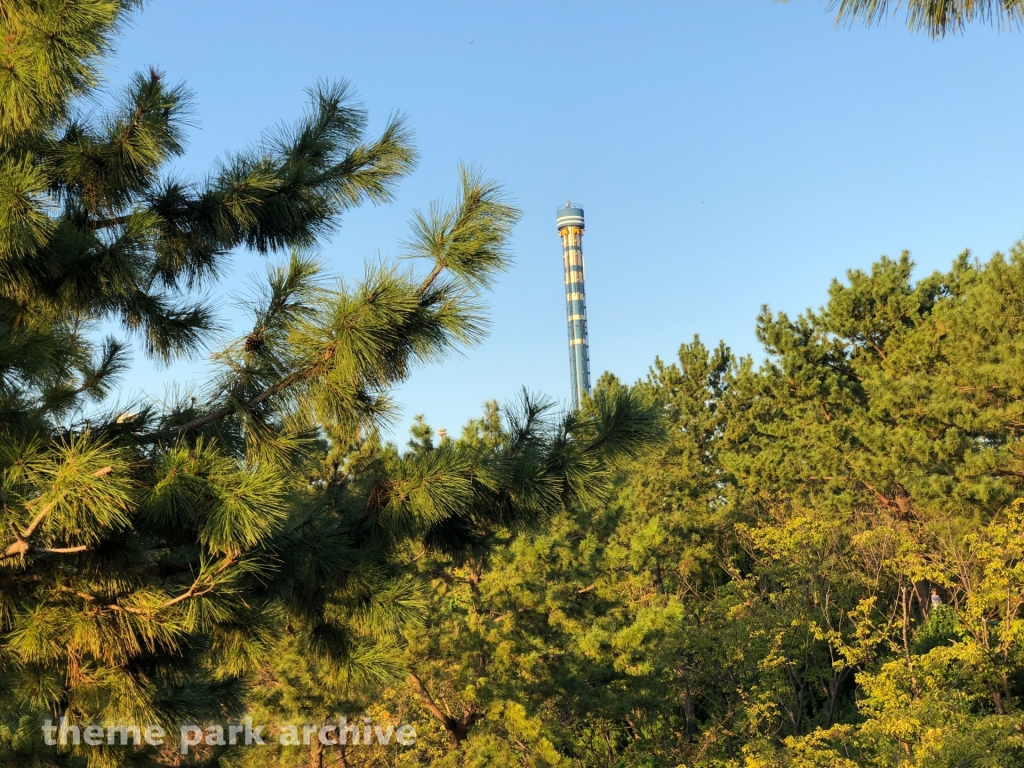 Sea Paradise Tower at Yokohama Hakkeijima Sea Paradise