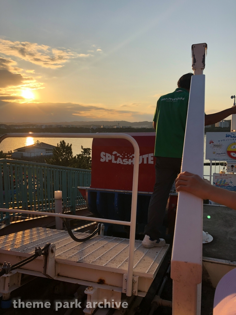 Splashute at Yokohama Hakkeijima Sea Paradise