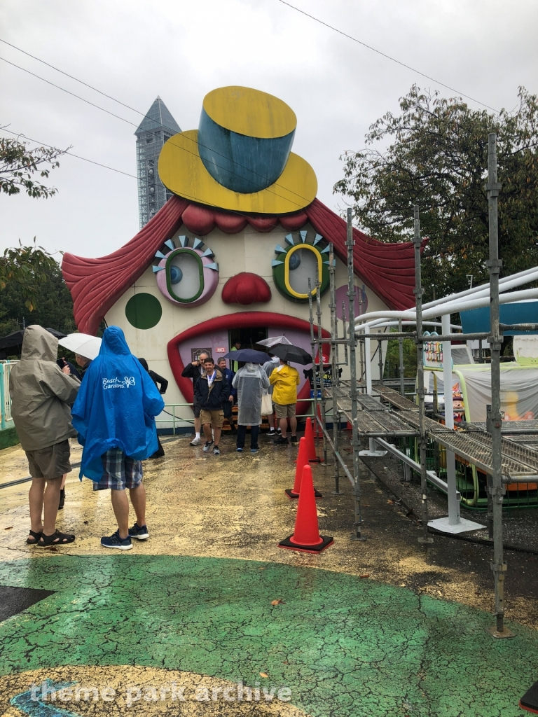 Bikkuri House at Higashiyama Zoo and Botanical Gardens