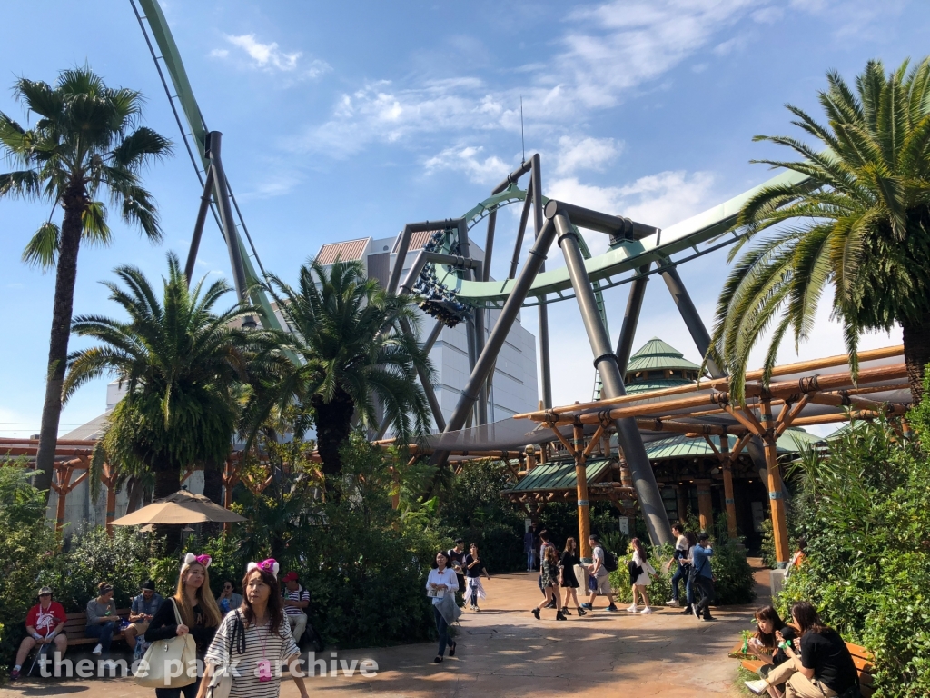 The Flying Dinosaur at Universal Studios Japan
