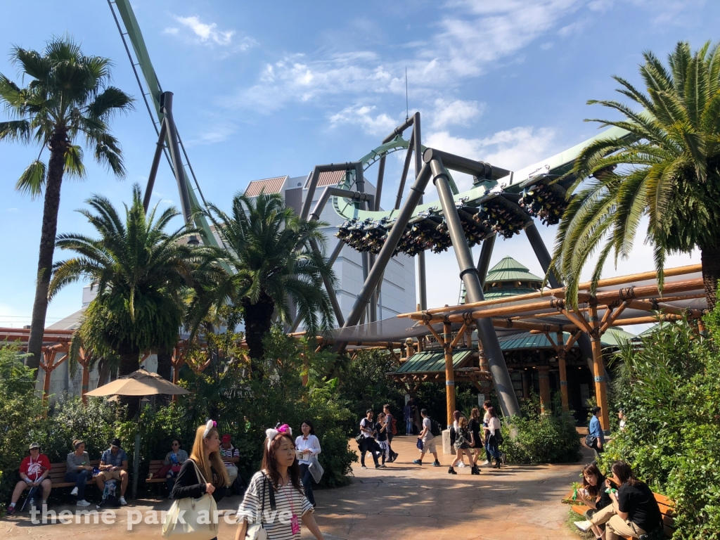 The Flying Dinosaur at Universal Studios Japan