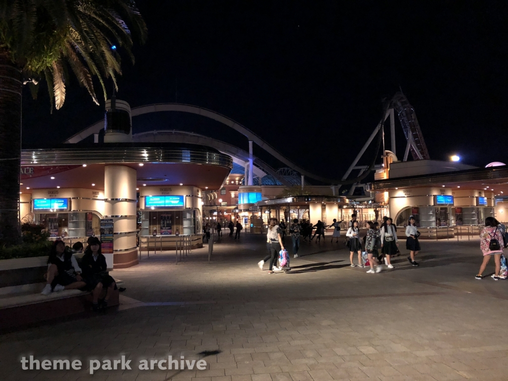 Entrance at Universal Studios Japan