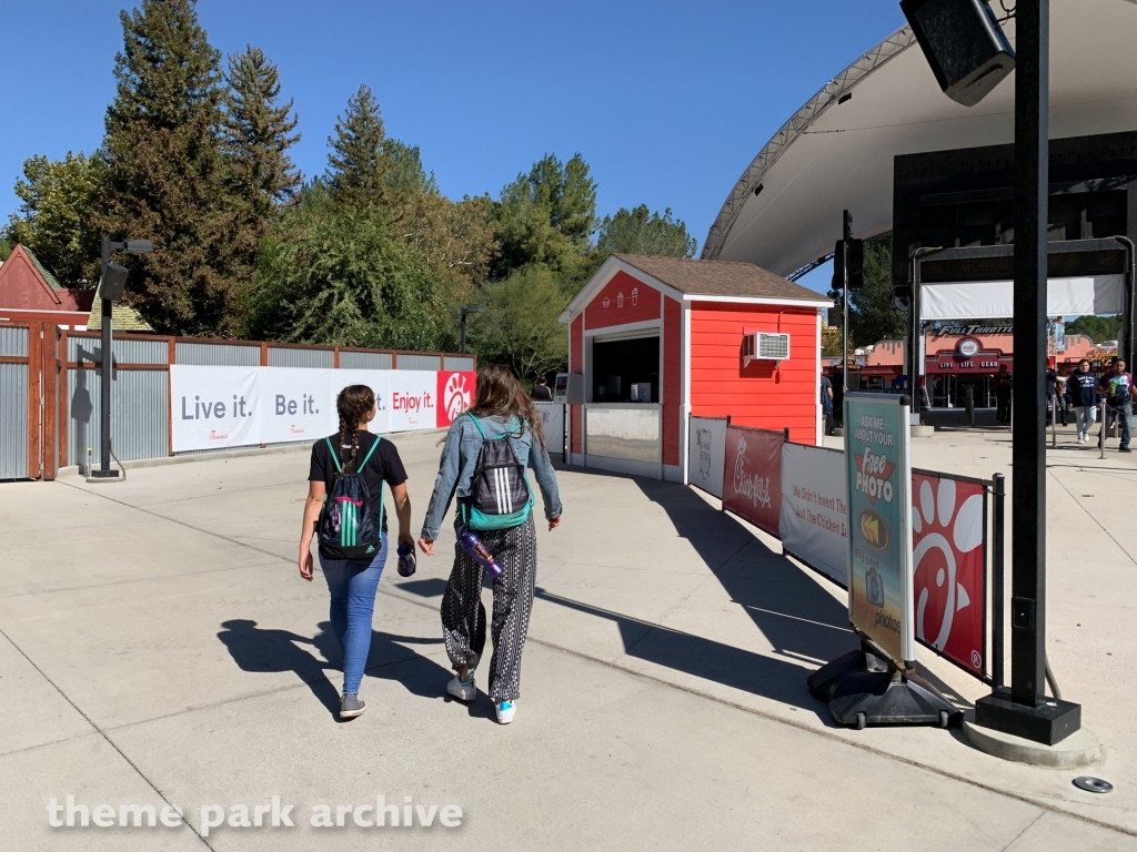 Full Throttle at Six Flags Magic Mountain