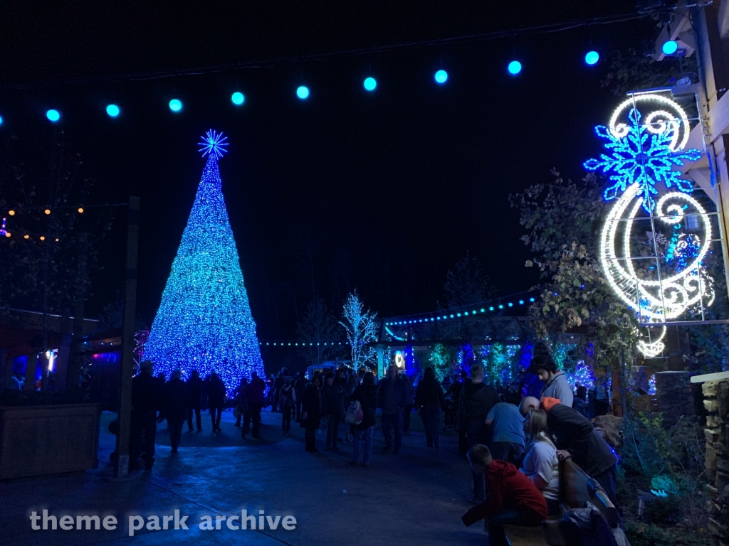 Plaza at Wilderness Pass at Dollywood
