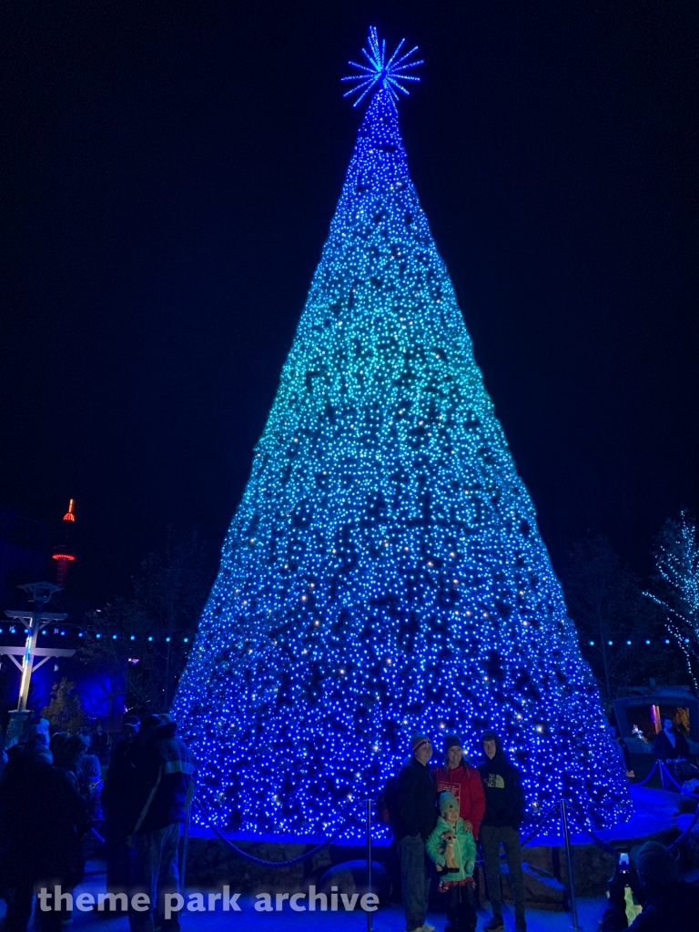 Plaza at Wilderness Pass at Dollywood