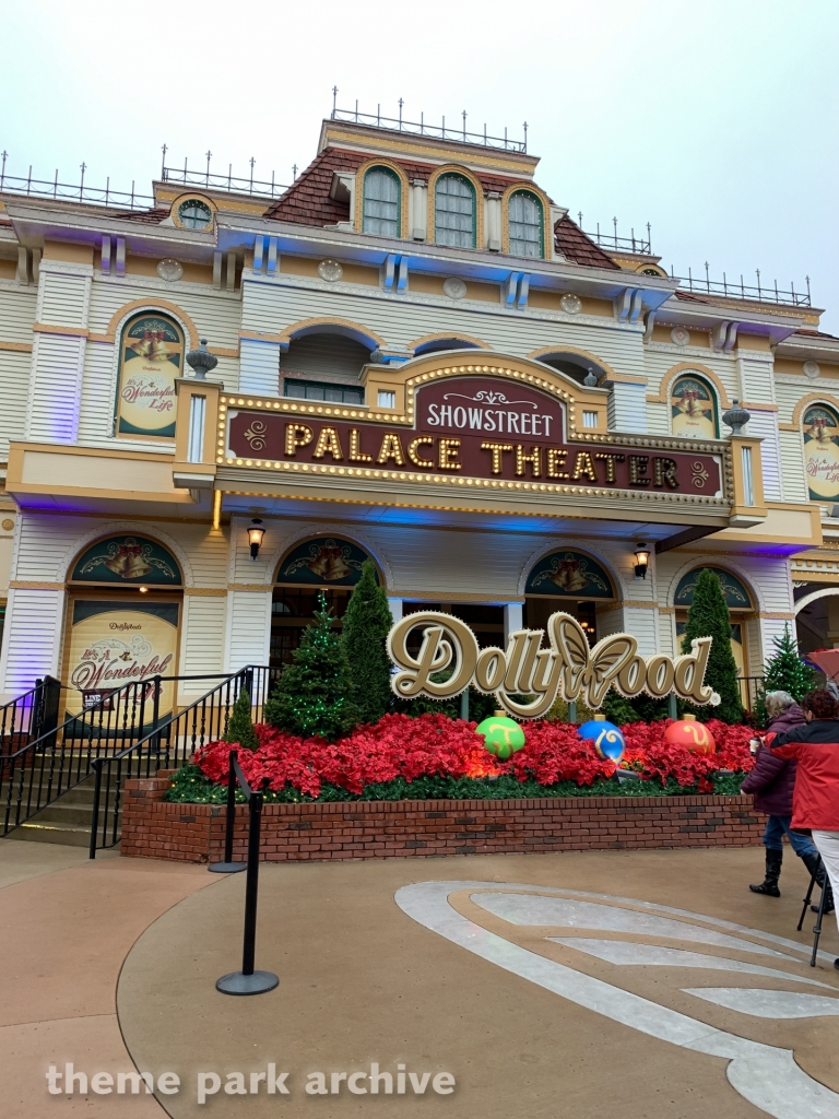 Palace Theater at Dollywood
