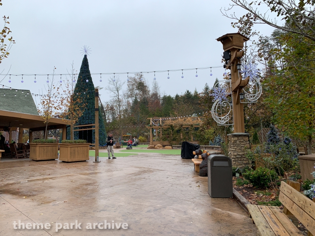 Plaza at Wilderness Pass at Dollywood