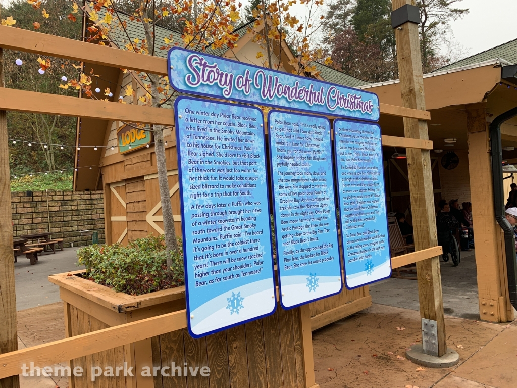 Plaza at Wilderness Pass at Dollywood