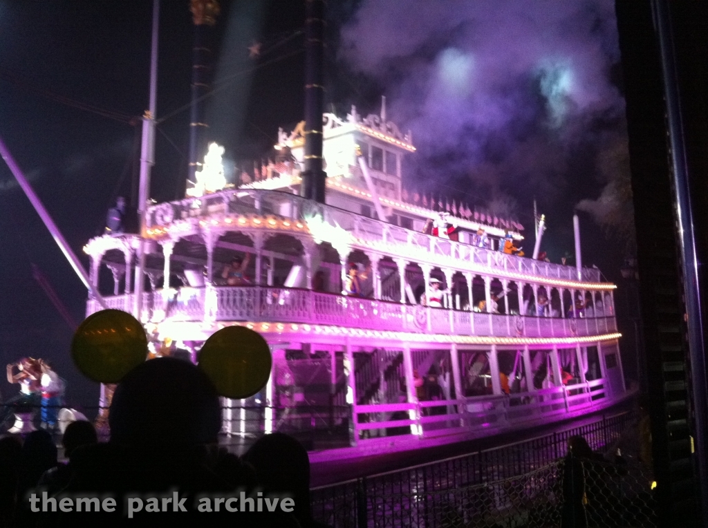 Fantasmic at Disney California Adventure
