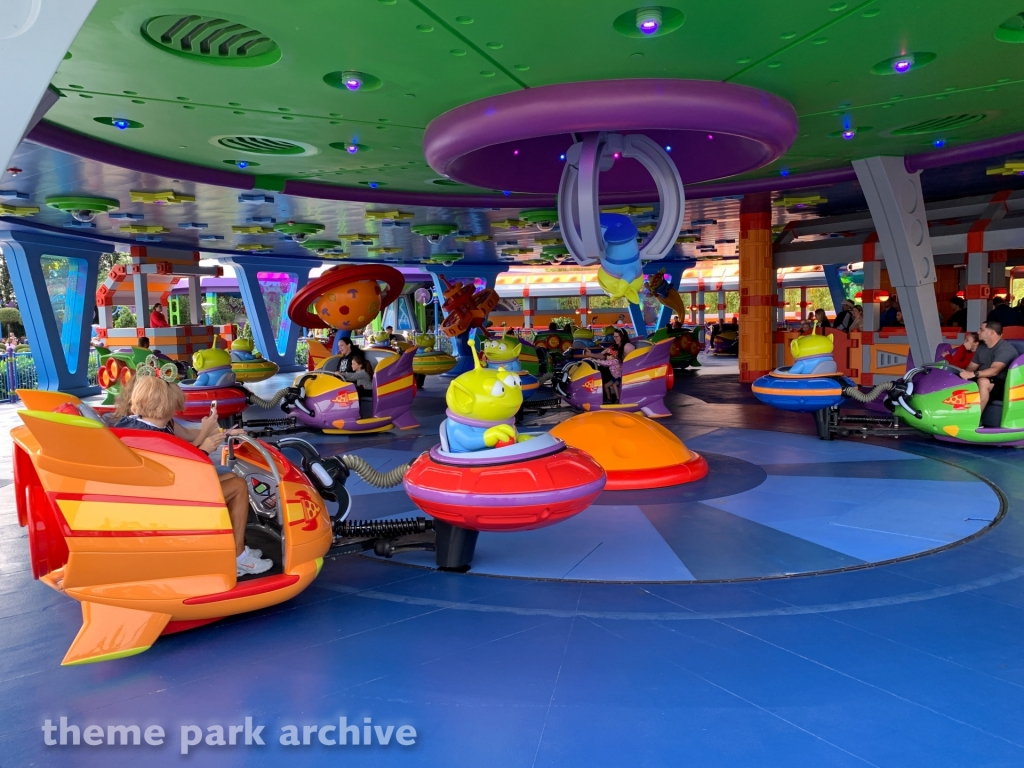 Alien Swirling Saucers at Disney's Hollywood Studios