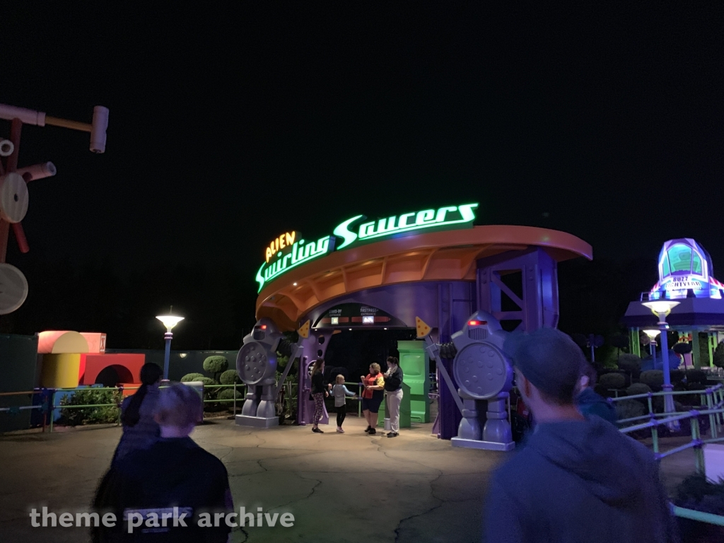 Alien Swirling Saucers at Disney's Hollywood Studios