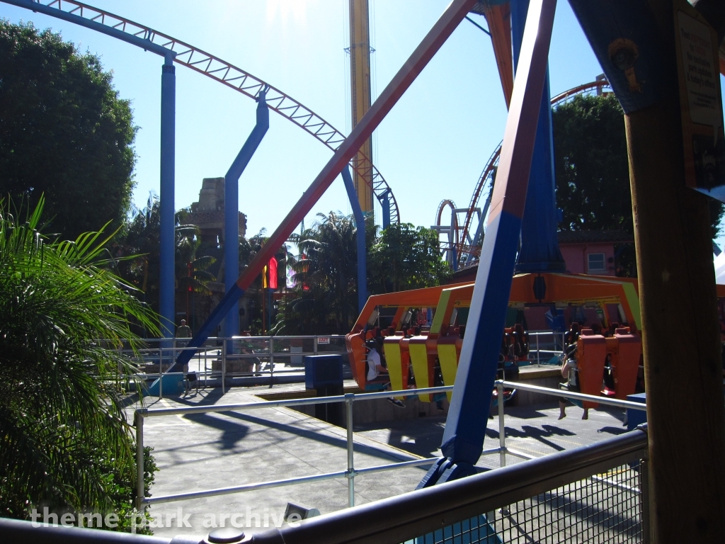 La Revolucion at Knott's Berry Farm