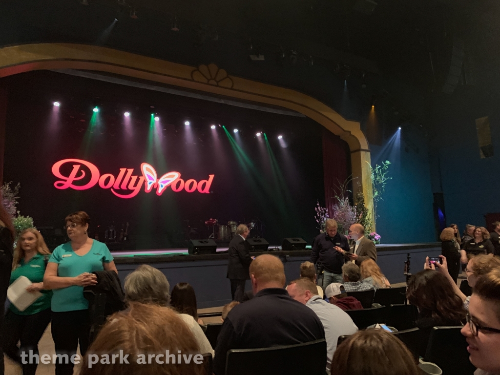 DP's Celebrity Theatre at Dollywood