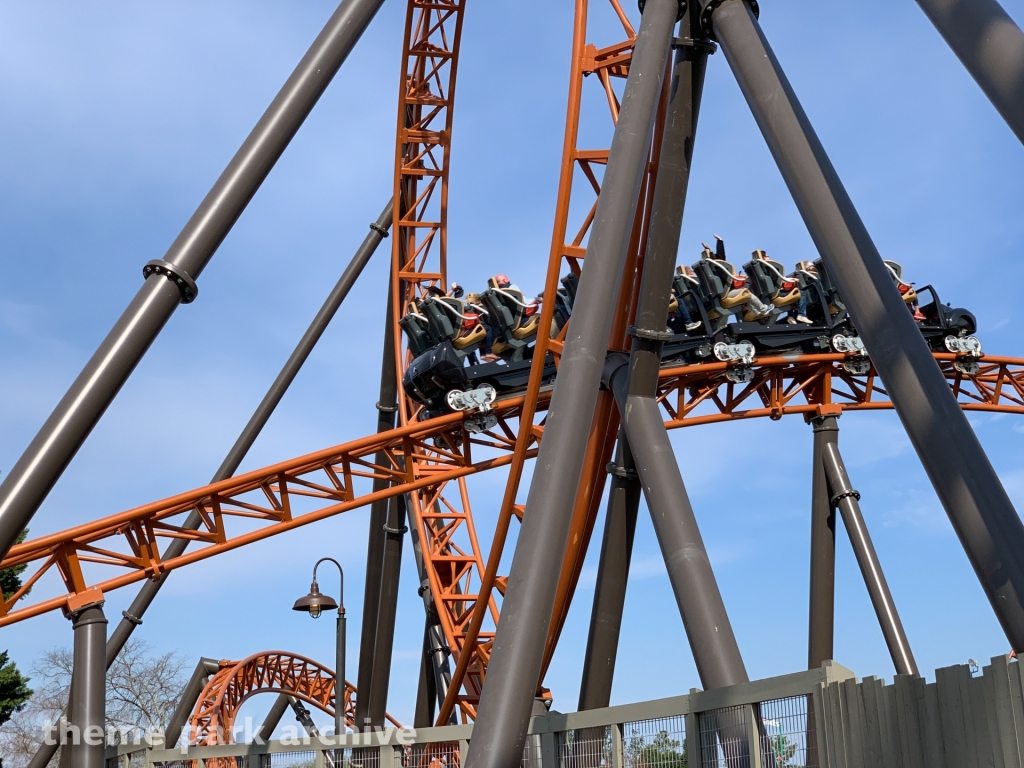 Copperhead Strike at Carowinds