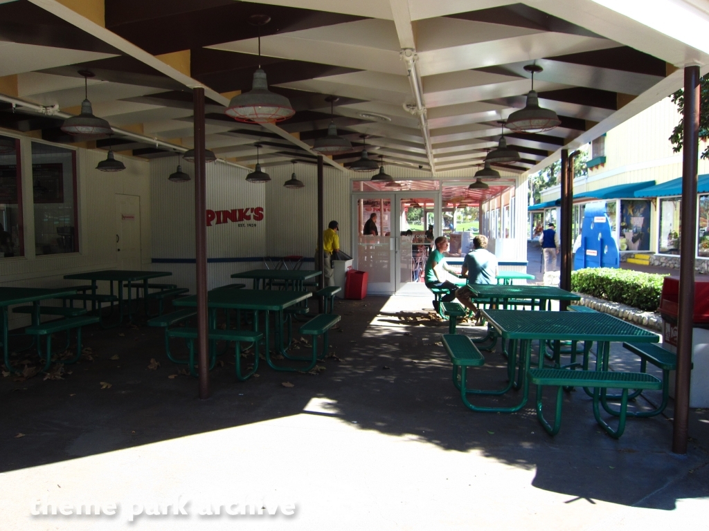 California Marketplace at Knott's Berry Farm