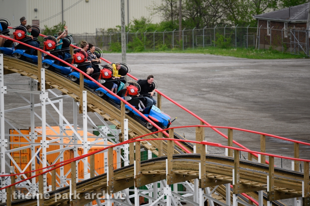 Kentucky Flyer at Kentucky Kingdom