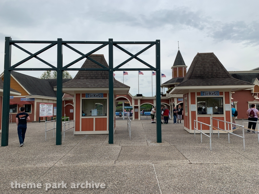 Entrance at Kentucky Kingdom