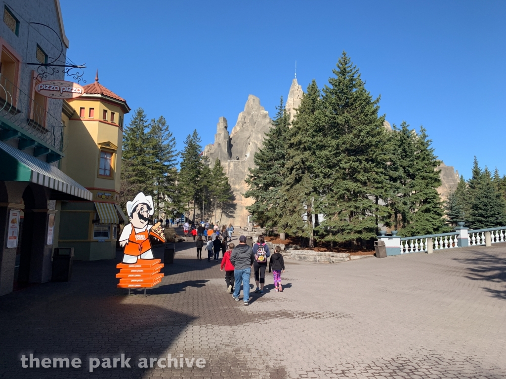 International Street at Canada's Wonderland