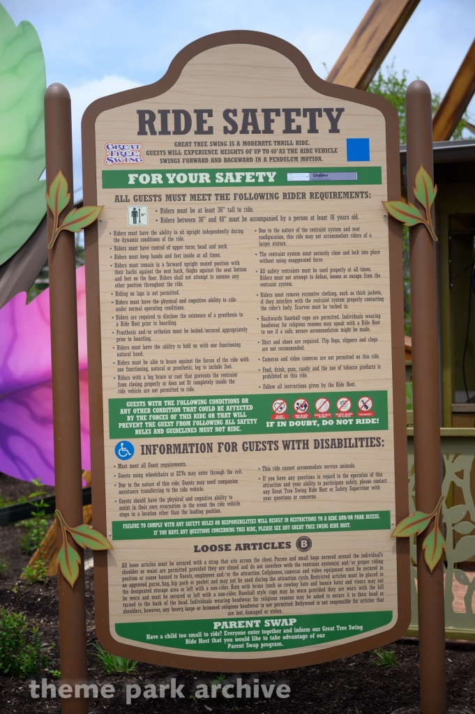 Great Tree Swing at Dollywood