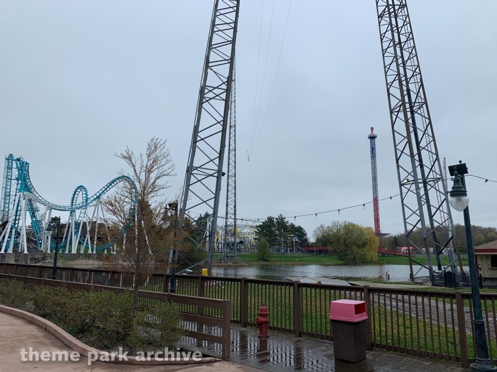 Redhawk at Six Flags Darien Lake