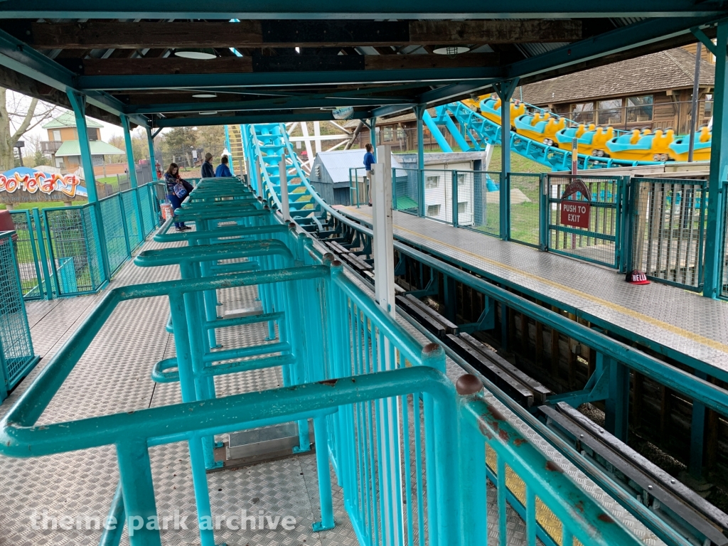 Boomerang at Six Flags Darien Lake
