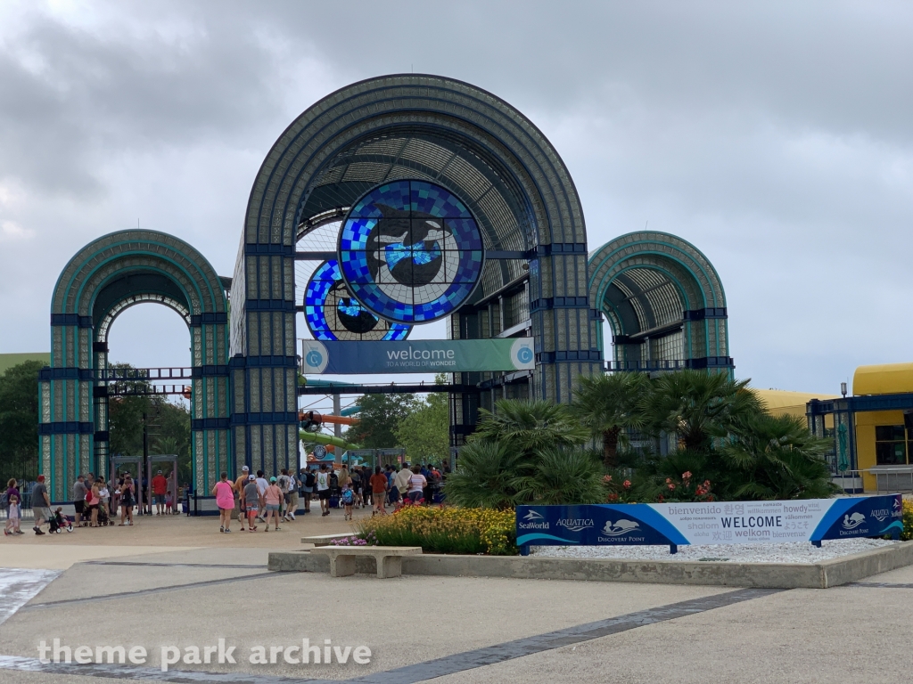 Entrance at SeaWorld San Antonio