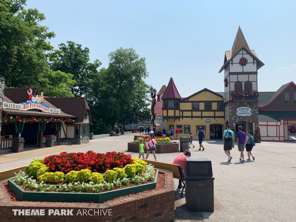 Santa's Merry Marketplace at Holiday World