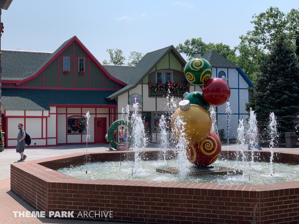 Santa's Merry Marketplace at Holiday World
