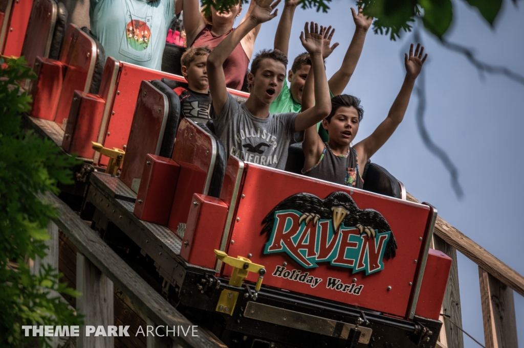 Raven at Holiday World
