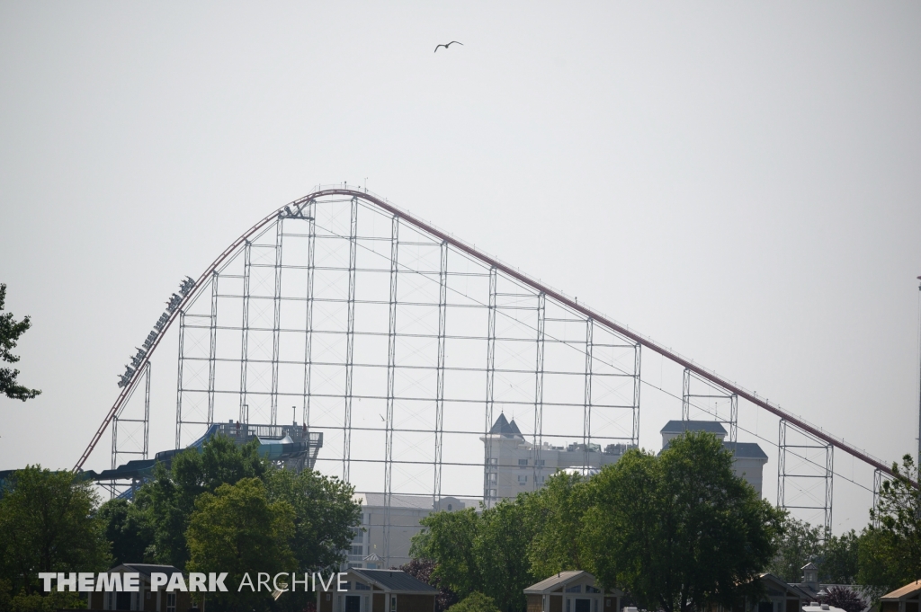 Magnum XL 200 at Cedar Point