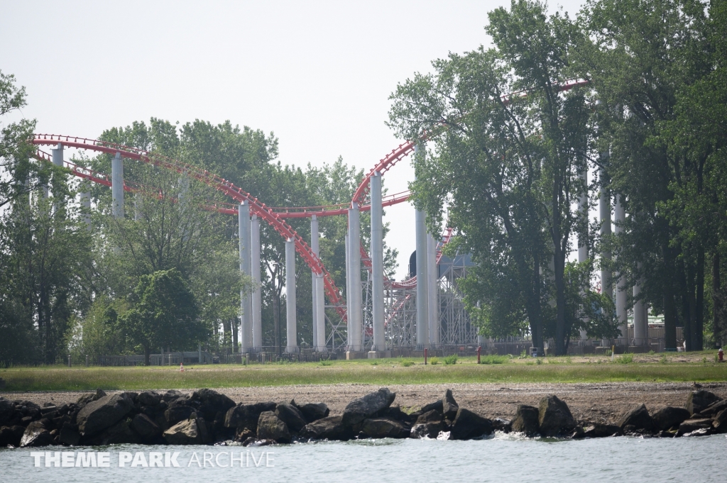 Magnum XL 200 at Cedar Point