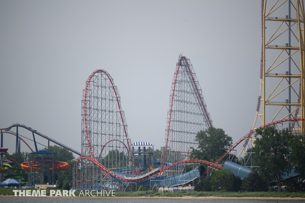 Magnum XL 200 at Cedar Point