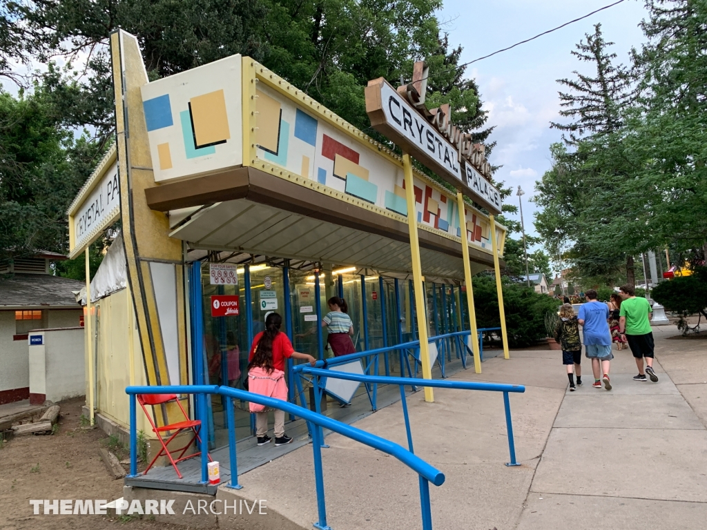 Crystal Palace House of Mirrors at Lakeside Amusement Park