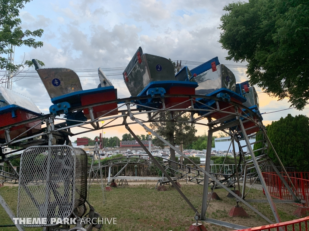 Kiddie Coaster at Lakeside Amusement Park
