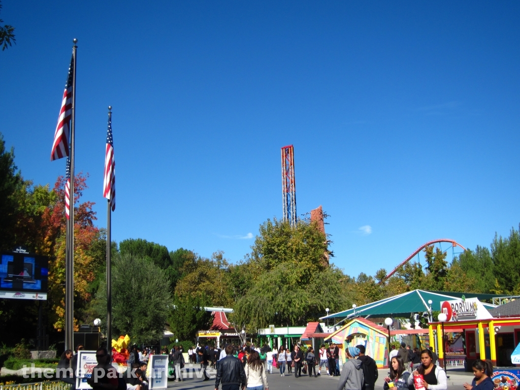 Superman: Escape from Krypton at Six Flags Magic Mountain