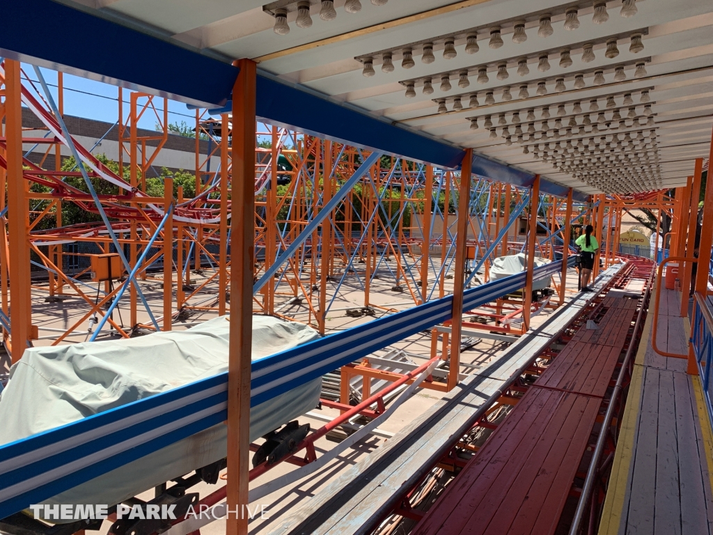 Galaxi at Cliff's Amusement Park