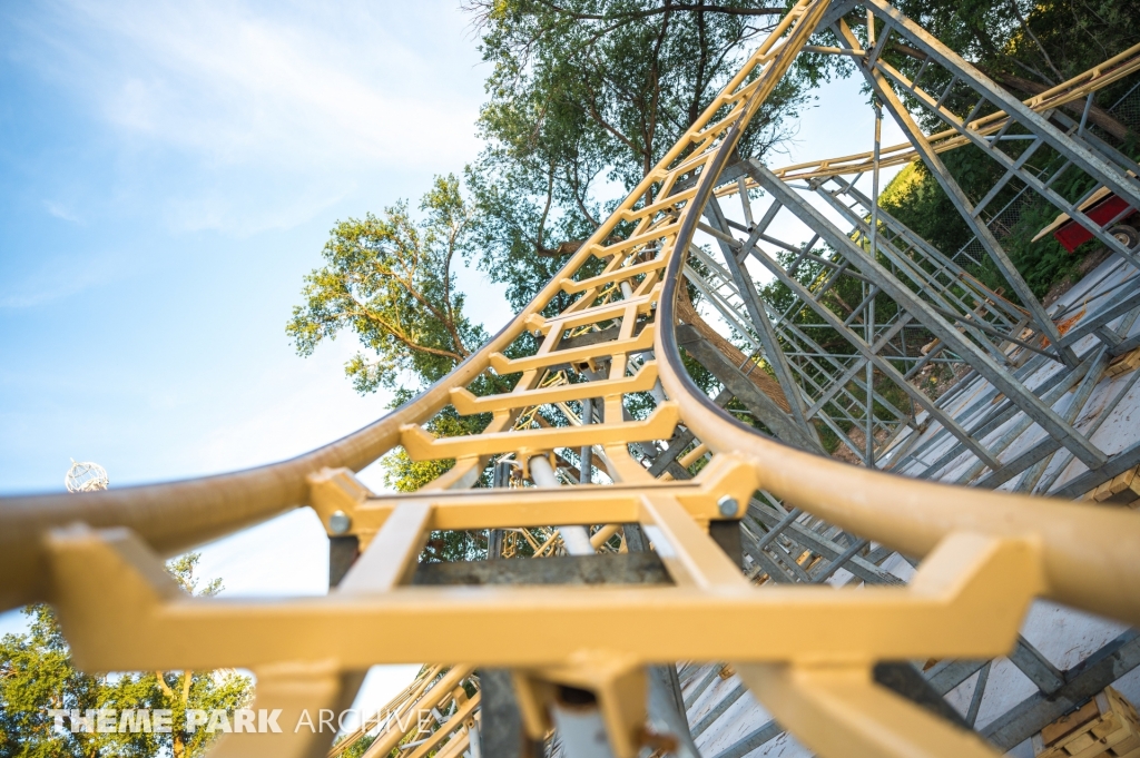 Sandstorm at Joyland Amusement Park