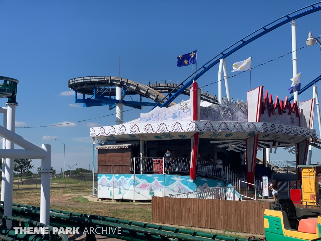 Himalaya at Wonderland Amusement Park