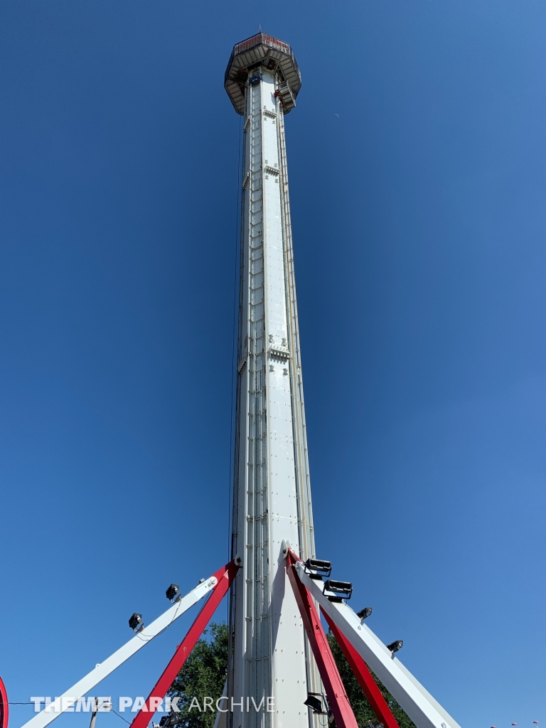 Drop of Fear at Wonderland Amusement Park