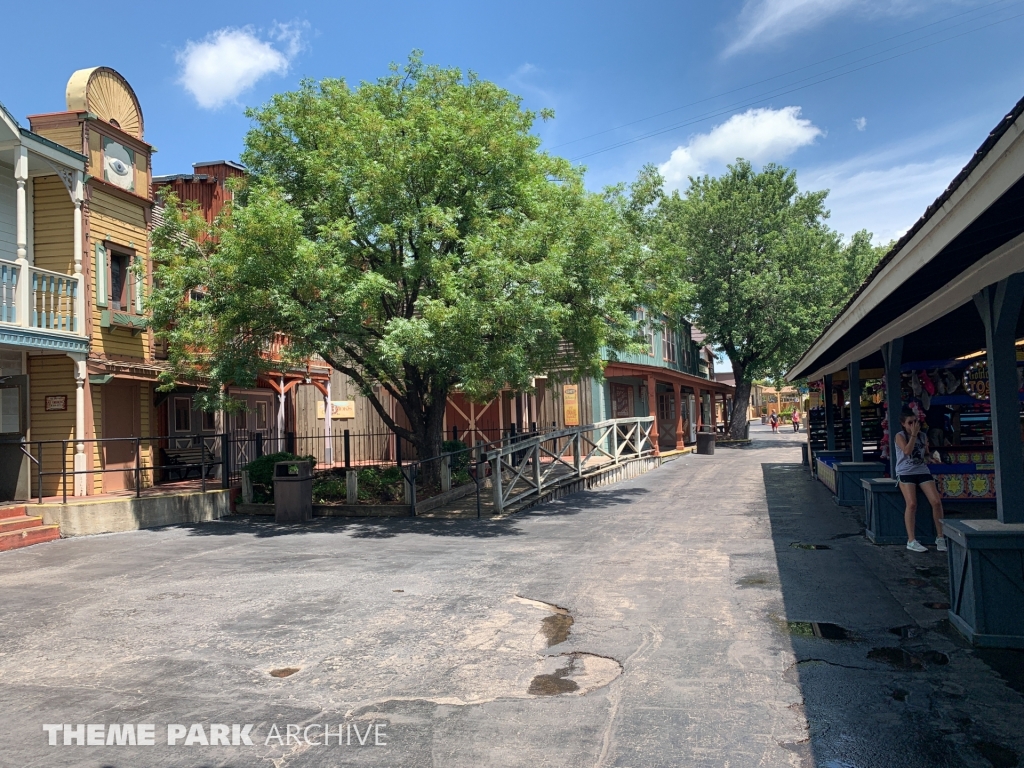 Misc at Frontier City