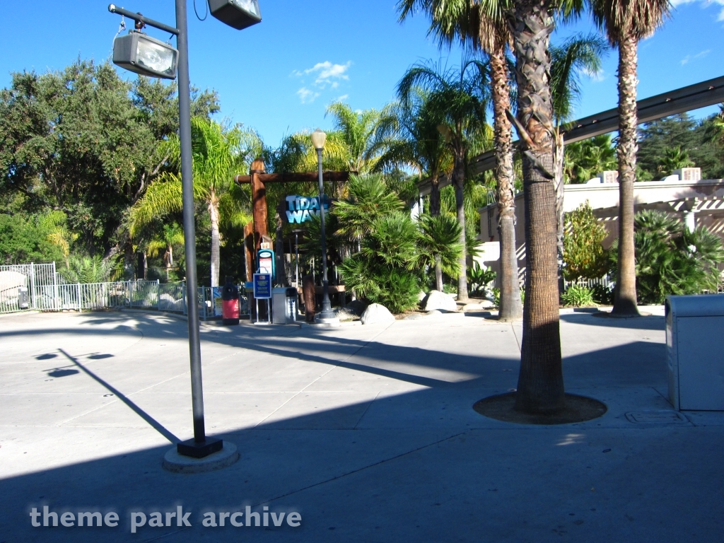 Tidal Wave at Six Flags Magic Mountain