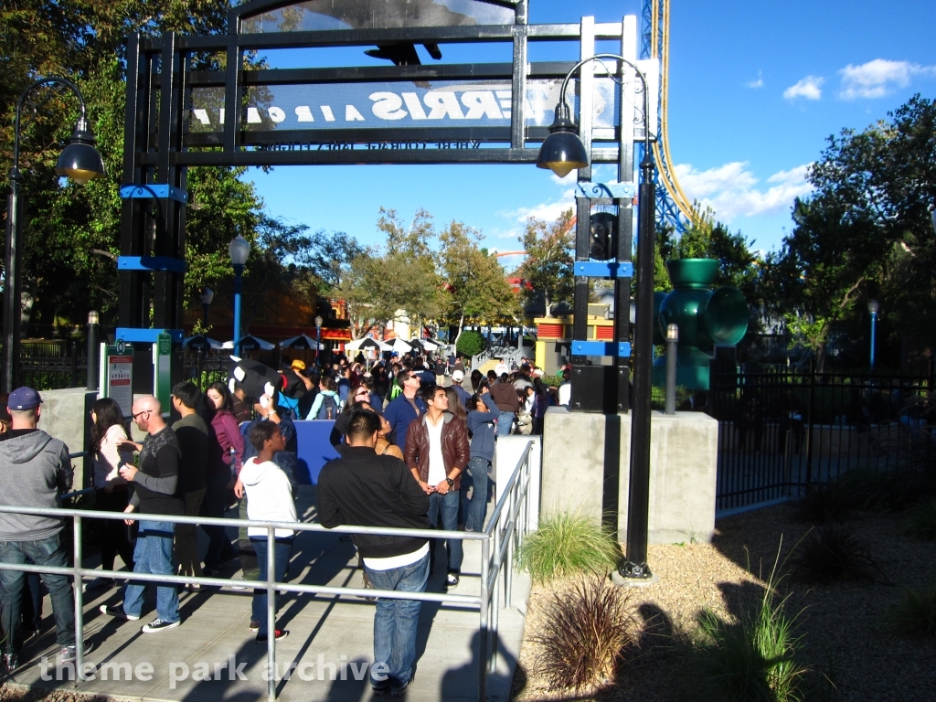 Green Lantern: First Flight at Six Flags Magic Mountain